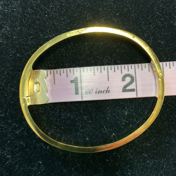 Love Bangle - Picture 4 of 4